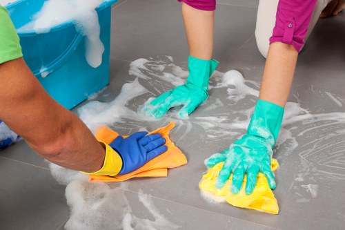 Airbnb turnover cleaning in a Chiswick apartment
